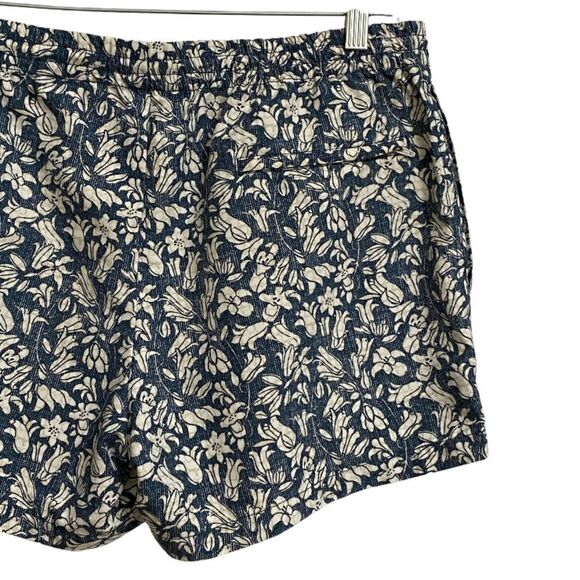 Club Monaco Swim Trunks Men's Size M Floral Print Blue White Beige Elastic Waist - Picture 11 of 15